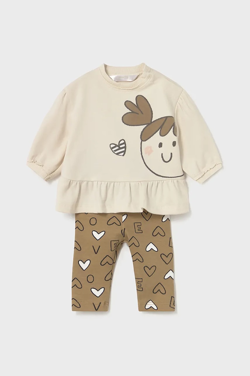 Комплект для младенцев Mayoral Newborn цвет бежевый 2710 Комплект для младенцев Mayoral Newborn цвет бежевый 2710