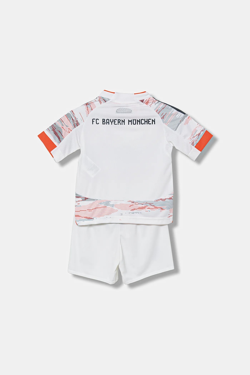 Детский комплект adidas Performance FC Bayern Munich цвет белый JP3688 в Хмельницком Детский комплект adidas Performance FC Bayern Munich цвет белый JP3688 в Хмельницком