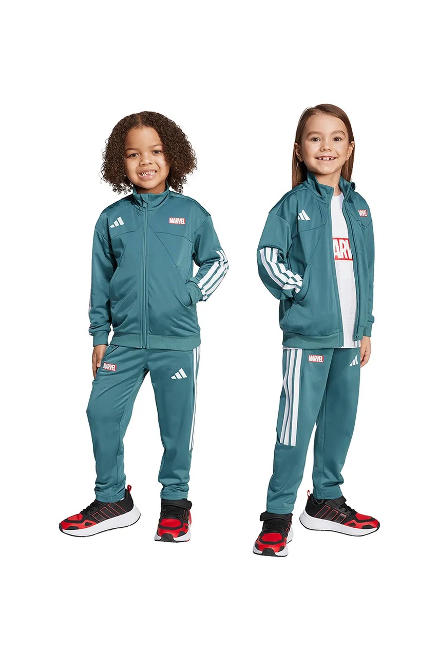 Levně Dětská tepláková souprava adidas Marvel zelená barva, JM0834