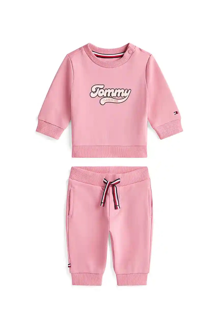 Levně Kojenecká tepláková souprava Tommy Hilfiger růžová barva, KN0KN02109