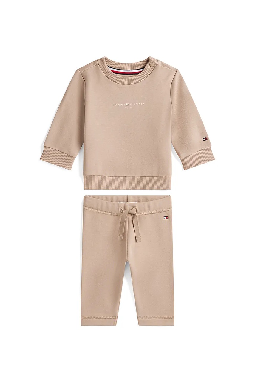 Levně Kojenecká tepláková souprava Tommy Hilfiger hnědá barva, KN0KN02117