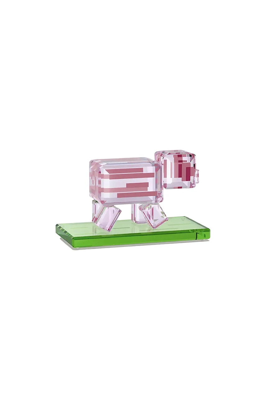 Декоративная фигурка Swarovski MINECRAFT цвет розовый 5701273 Декоративная фигурка Swarovski MINECRAFT цвет розовый 5701273
