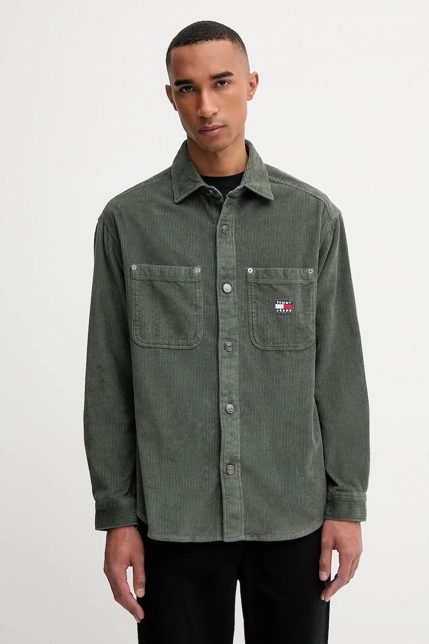 Tommy Jeans cămașă din velur culoarea verde, cu guler clasic, relaxed, DM0DM22016