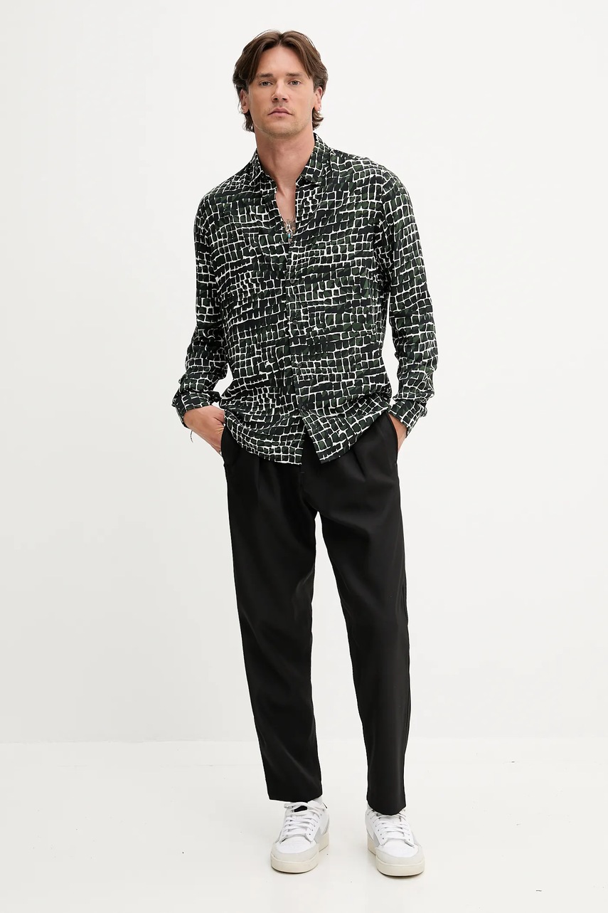 Рубашка HUGO цвет зелёный relaxed классический воротник 50545358