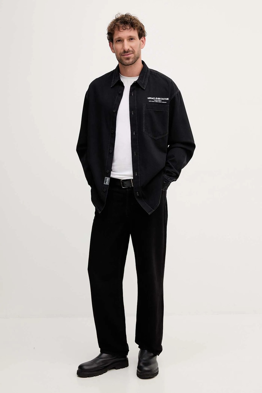 Хлопковая рубашка Versace Jeans Couture цвет чёрный regular классический воротник 79GAL251 DW118SW0 Хлопковая рубашка Versace Jeans Couture цвет чёрный regular классический воротник 79GAL251 DW118SW0