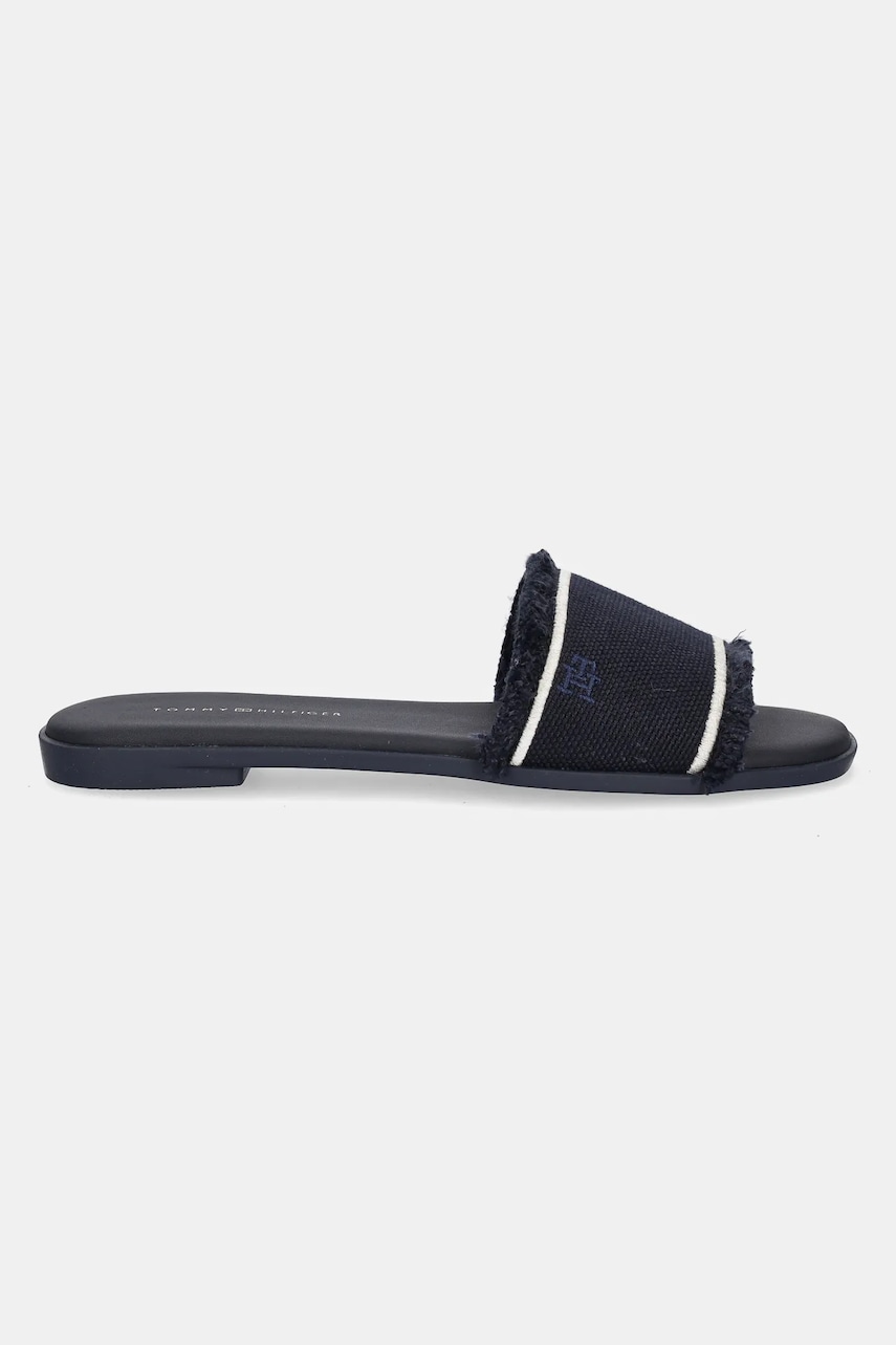 Шлепанцы Tommy Hilfiger FRINGE CANVAS FLAT SANDAL цвет синий FW0FW08908 Шлепанцы Tommy Hilfiger FRINGE CANVAS FLAT SANDAL цвет синий FW0FW08908