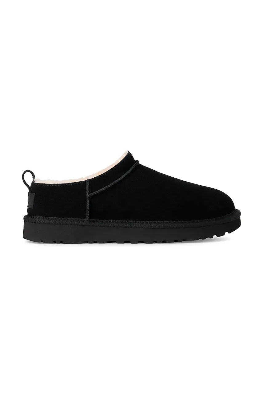 Levně Semišové papuče UGG Classic Micro černá barva, 1173891.BLK