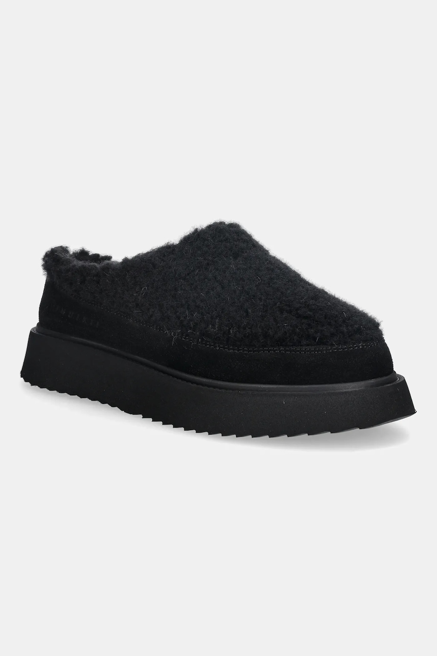 Inuikii papuci de casă Curly Micro culoarea negru, 1014.026.0031.000