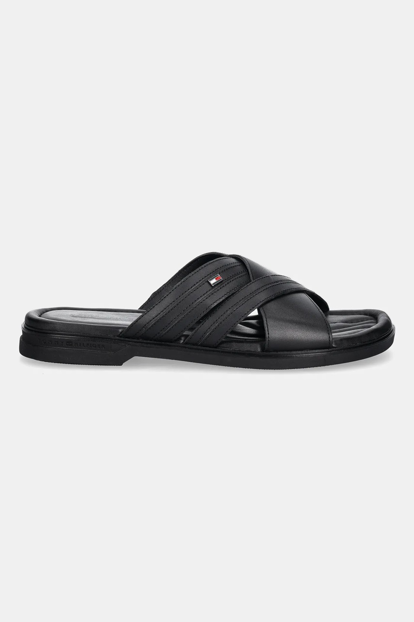 Кожаные шлепанцы Tommy Hilfiger PREMIUM TH CC LTH SANDAL цвет чёрный FM0FM05504