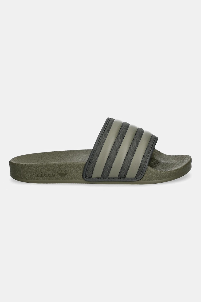 Шлепанцы adidas Originals Adilette цвет зелёный JR3624 Шлепанцы adidas Originals Adilette цвет зелёный JR3624