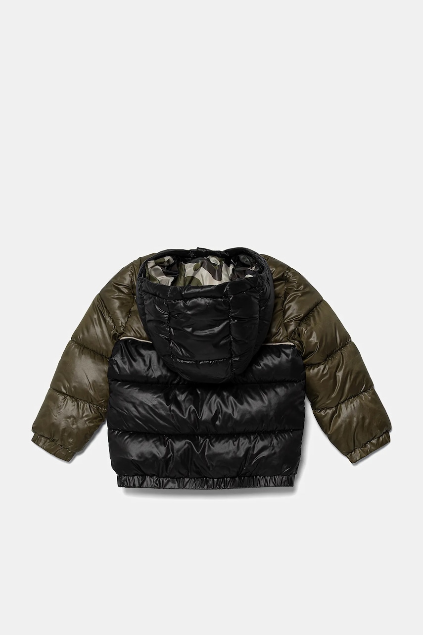 Детская куртка Guess цвет чёрный N5YL00 WEGY0 Детская куртка Guess цвет чёрный N5YL00 WEGY0