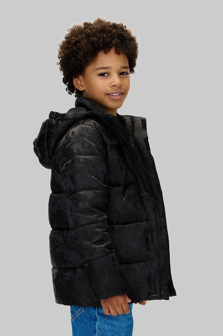 Levně Dětská bunda Calvin Klein Jeans černá barva, IB0IB02570