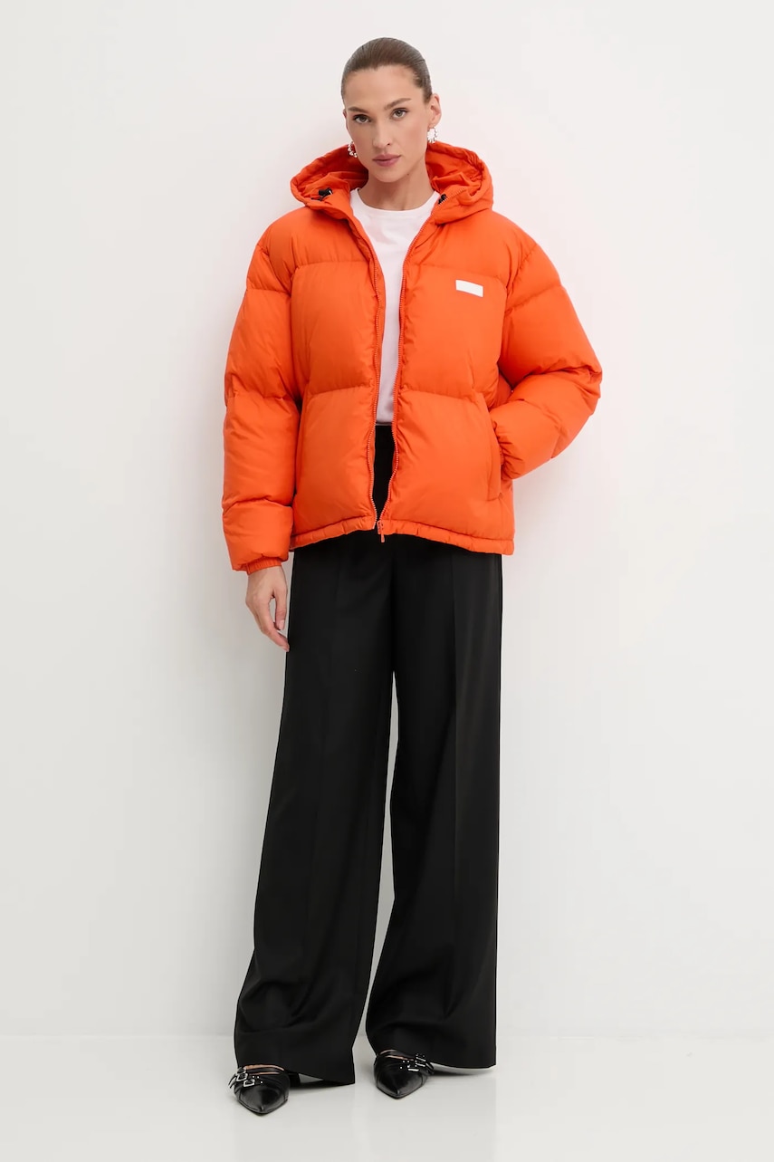 Пуховая куртка MSGM цвет оранжевый зимняя 3941MDH09.257623 Пуховая куртка MSGM цвет оранжевый зимняя 3941MDH09.257623