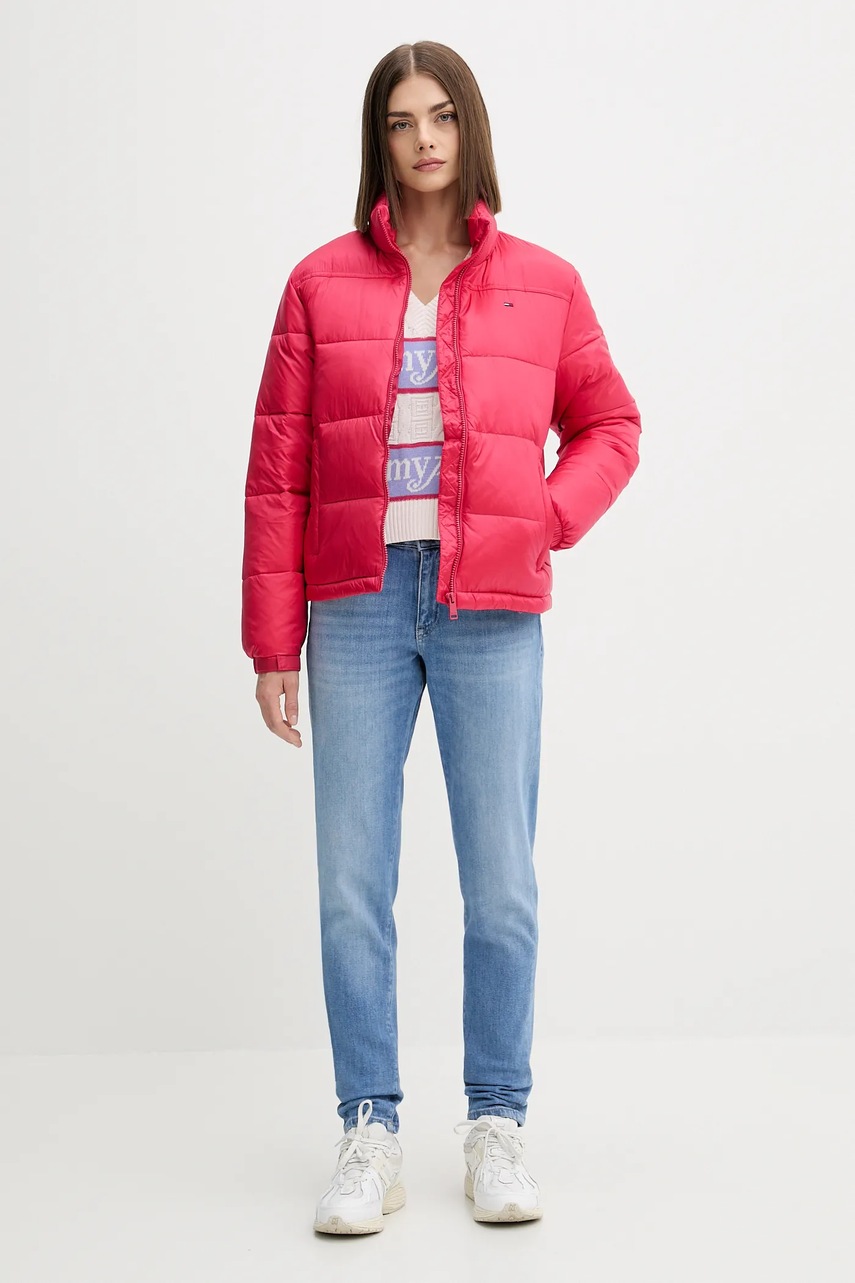 Куртка Tommy Jeans цвет розовый зимняя DW0DW21619