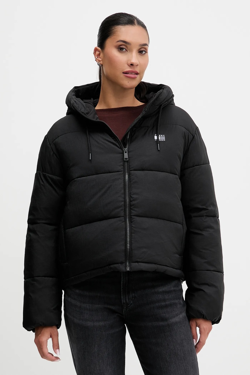 Tommy Jeans geacă culoarea negru, de iarnă, DW0DW21625