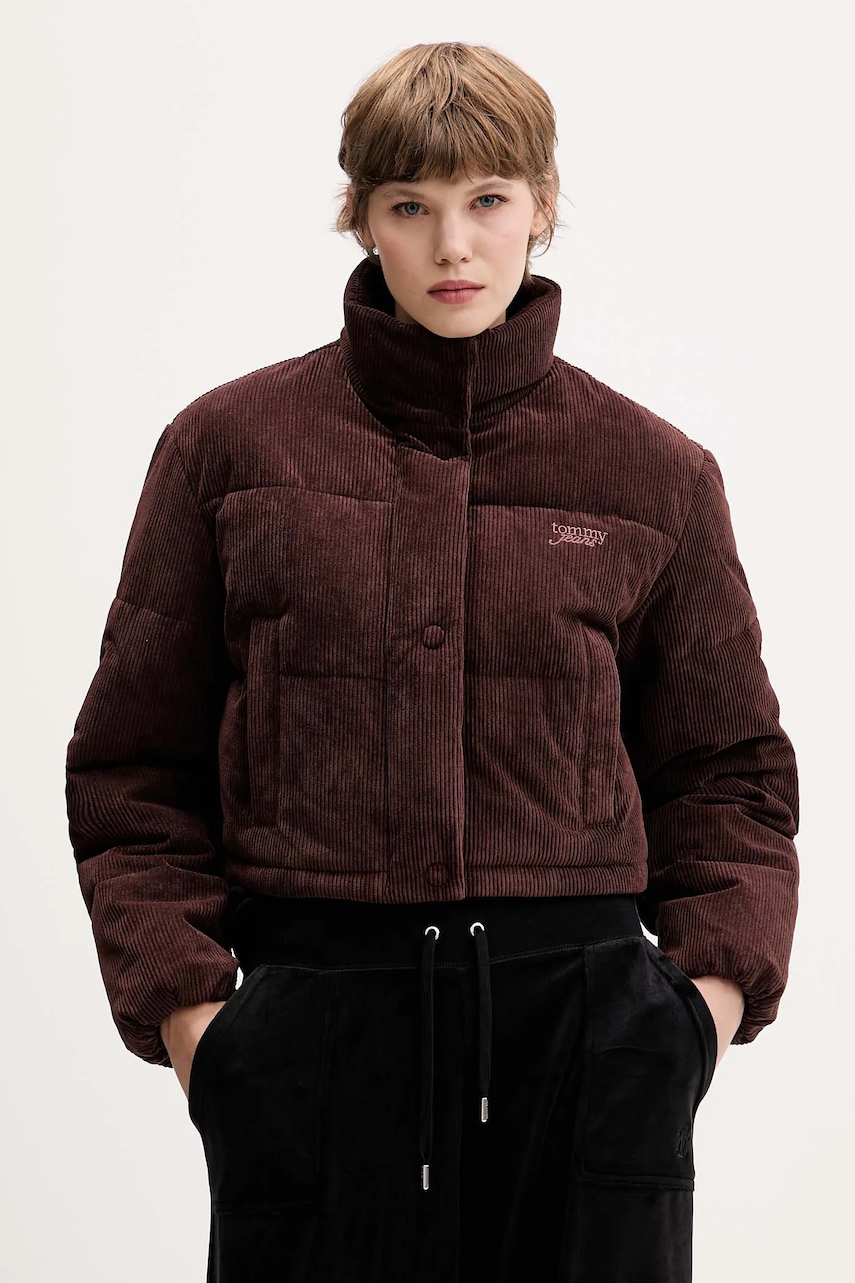 Tommy Jeans geacă culoarea maro, de iarnă, oversize, DW0DW21658