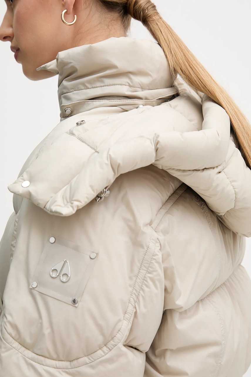 Μπουφάν με επένδυση από πούπουλα MOOSE KNUCKLES Akai χρώμα: μπεζ, M35LJ130 φωτογραφία