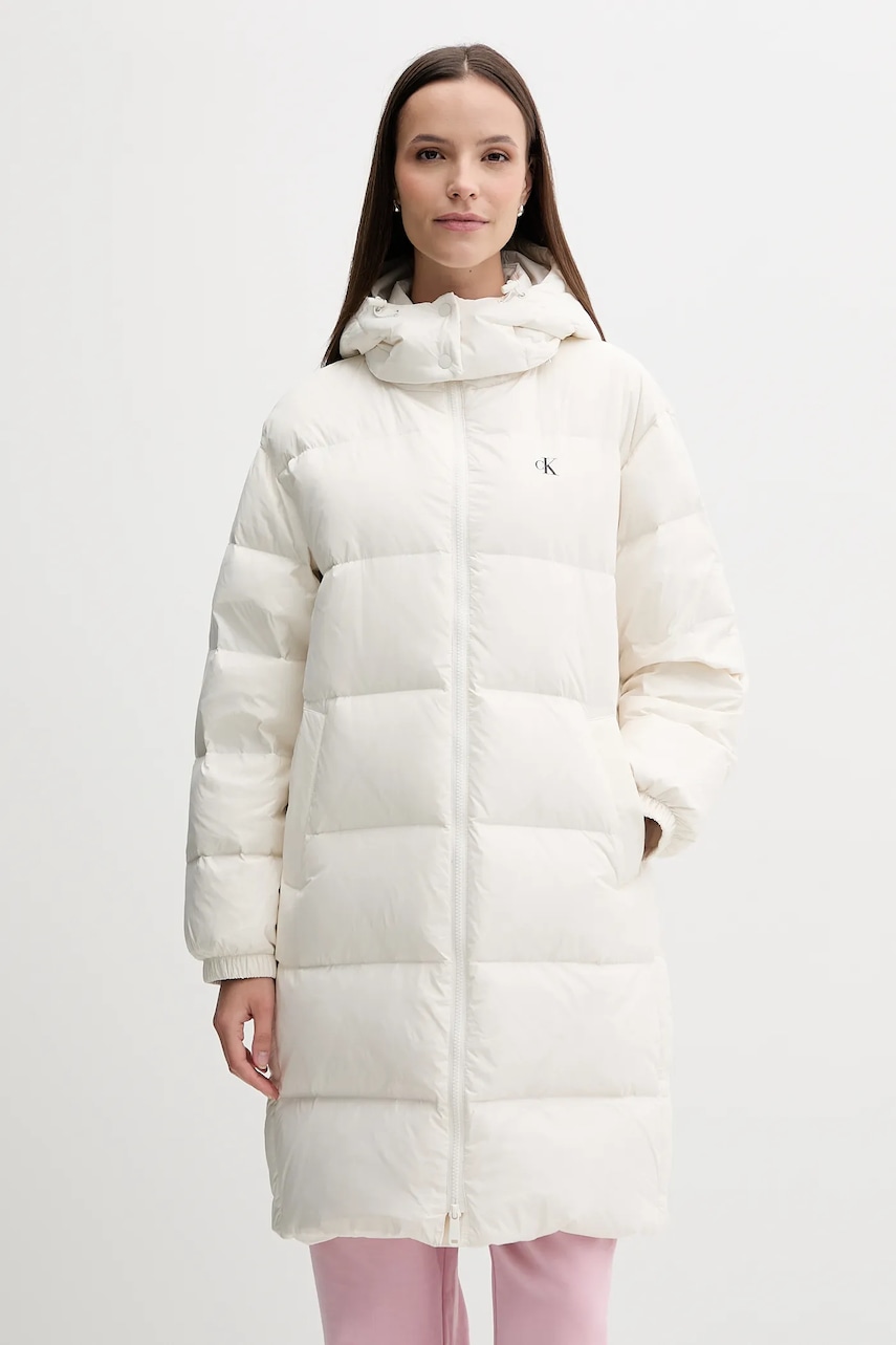 Levně Péřová bunda Calvin Klein Jeans béžová barva, zimní, LV047D502G