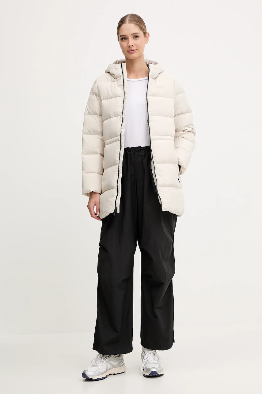 Пуховая куртка Jack Wolfskin FROZEN PALACE цвет бежевый зимняя A65096 Пуховая куртка Jack Wolfskin FROZEN PALACE цвет бежевый зимняя A65096