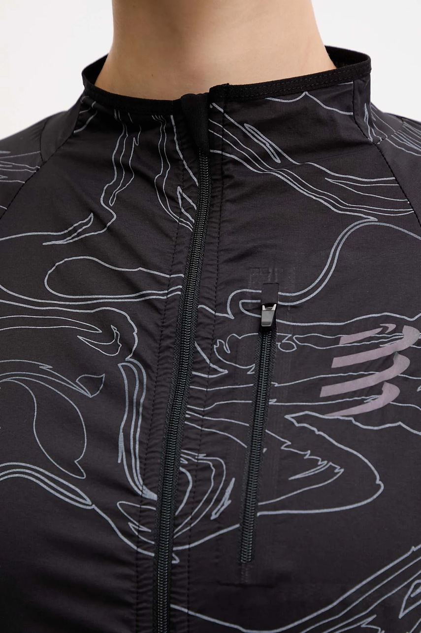 Σακάκι προπόνησης Compressport Hurricane Windproof χρώμα: μαύρο, AJVW110 φωτογραφία