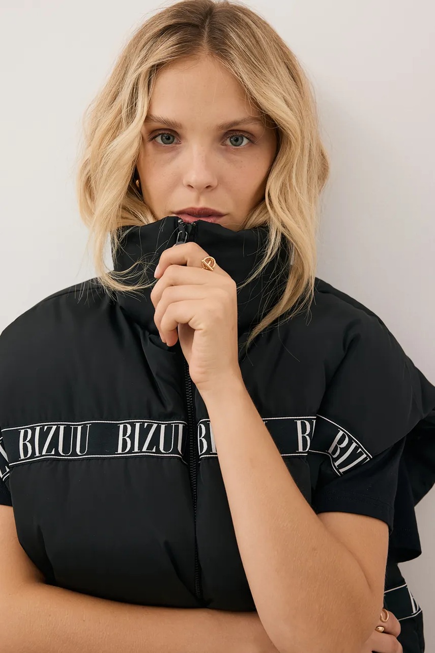 Пуховая безрукавка Bizuu AYASE цвет чёрный зимняя AYASE CZARNY