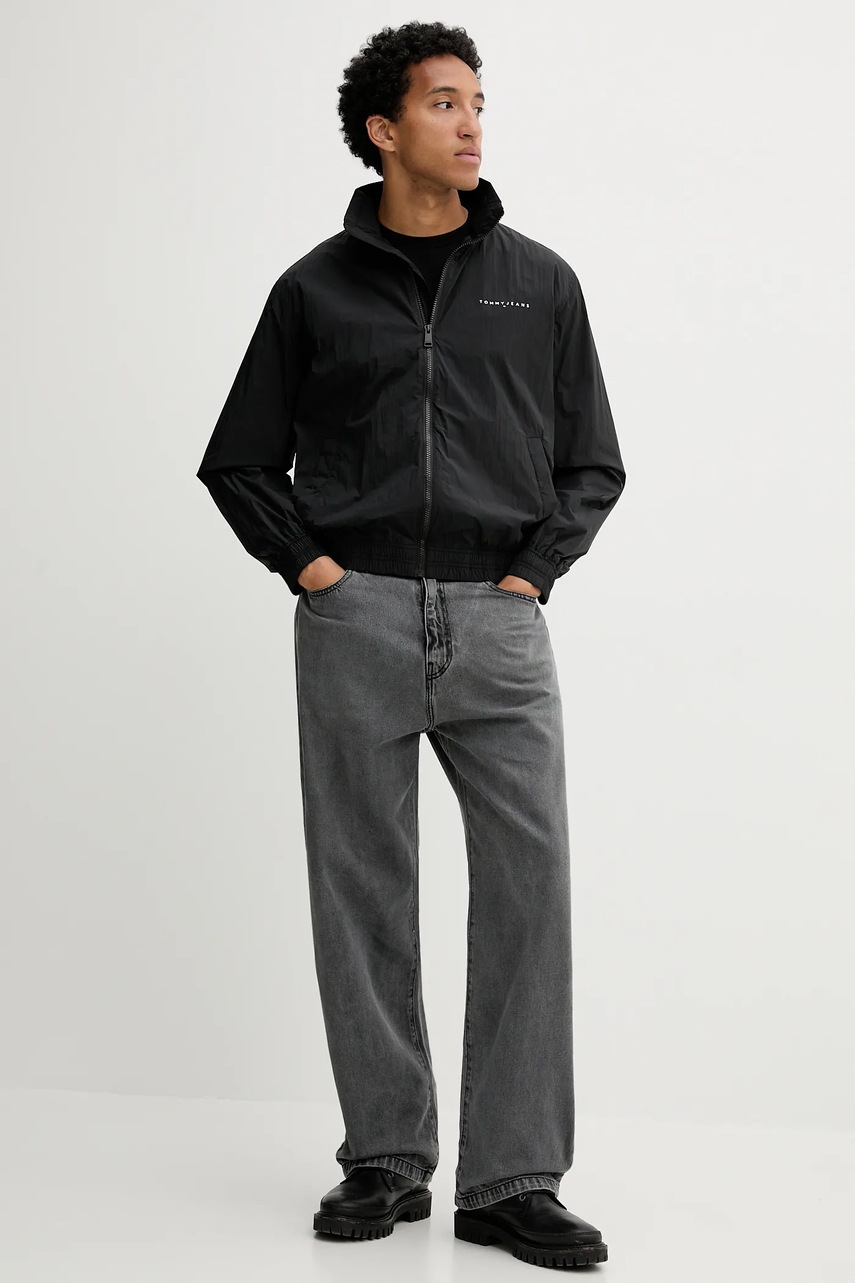 Куртка Tommy Jeans цвет чёрный переходная DM0DM21667