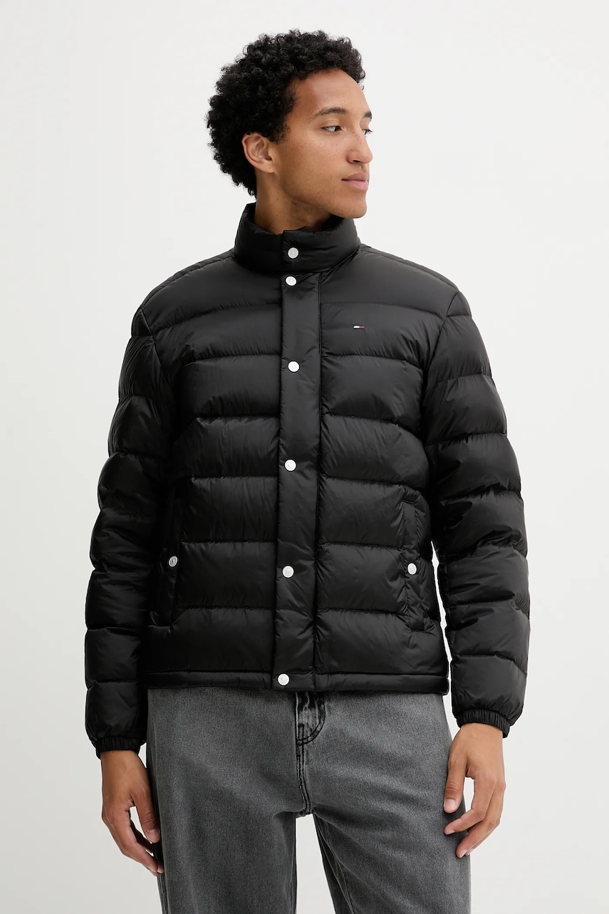 Tommy Jeans geacă de puf culoarea negru, de iarnă, DM0DM21937