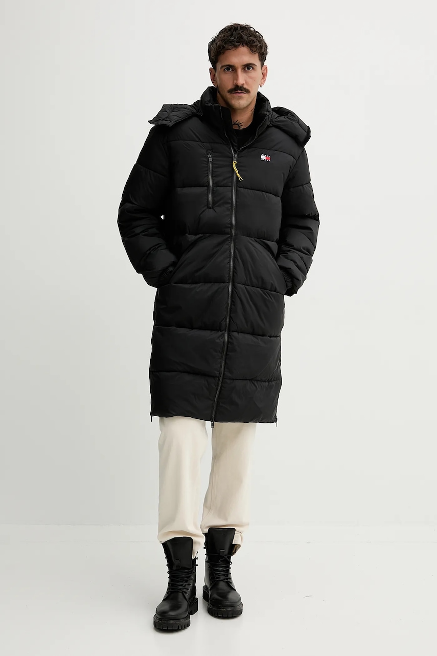 Tommy Jeans geacă culoarea negru, de iarnă, DM0DM22256