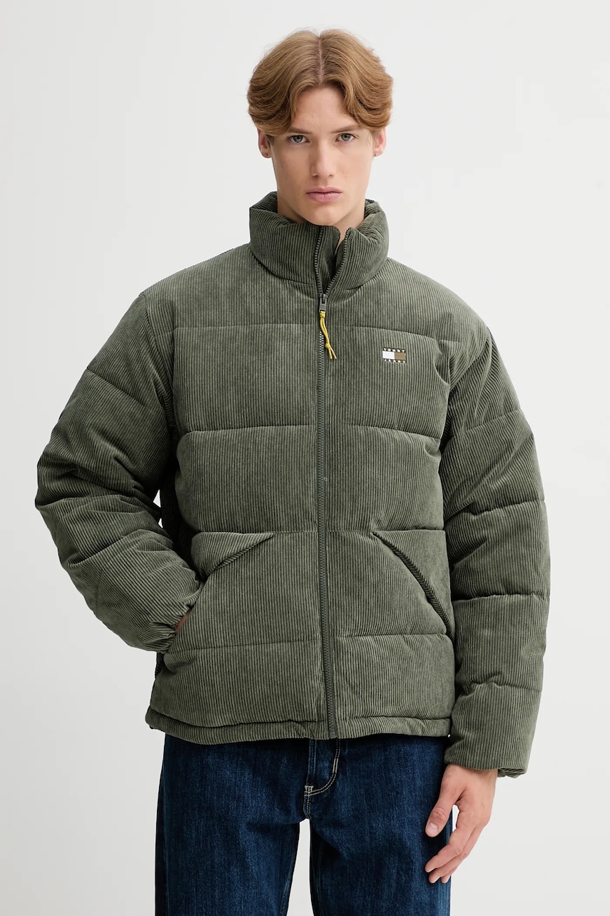 Tommy Jeans geacă din velur culoarea verde, de iarnă, DM0DM22031 Tommy Jeans geacă din velur culoarea verde, de iarnă, DM0DM22031