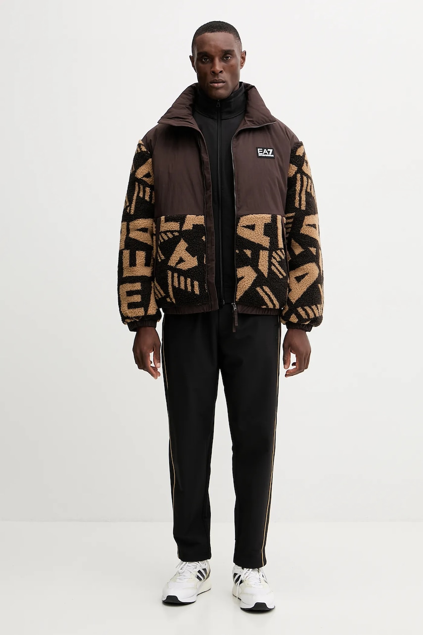 Куртка EA7 Emporio Armani цвет коричневый зимняя oversize AF16373.7M000720 Куртка EA7 Emporio Armani цвет коричневый зимняя oversize AF16373.7M000720