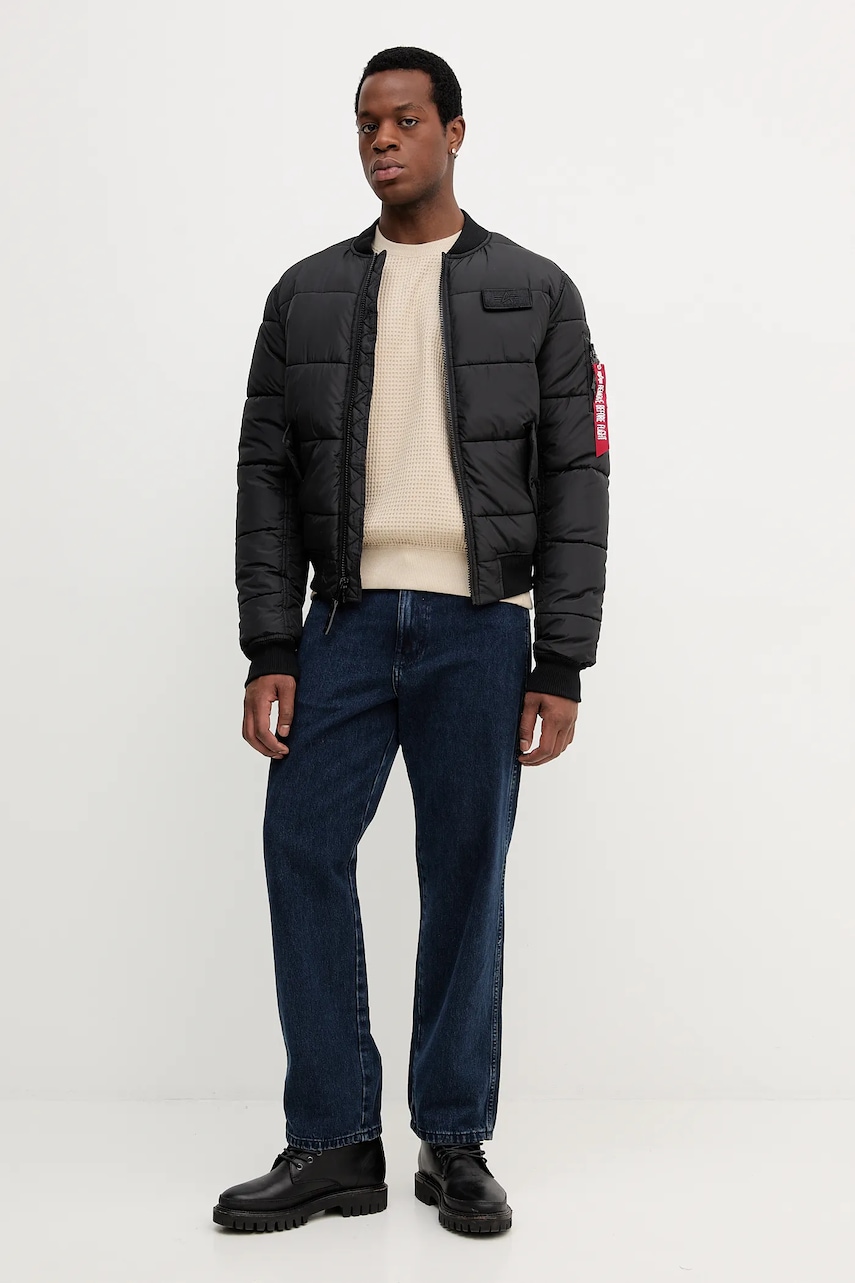 Куртка-бомбер Alpha Industries цвет чёрный зимняя 138116.03 Куртка-бомбер Alpha Industries цвет чёрный зимняя 138116.03