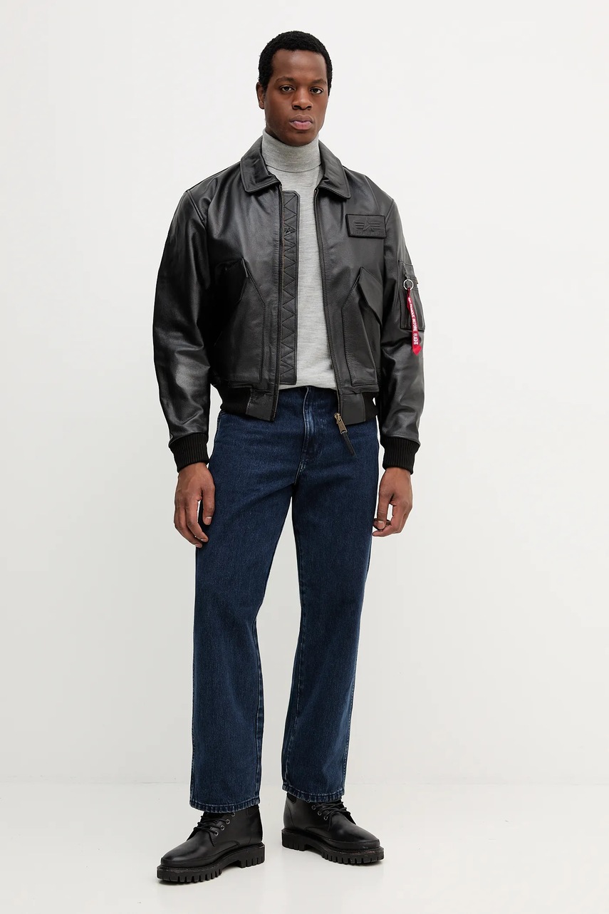 Кожаная куртка Alpha Industries цвет чёрный демисезонная 100109.03