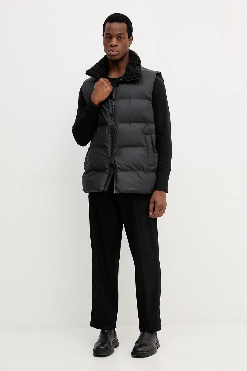 Αμάνικο μπουφάν Rains 17220 Alta Vision Puffer Vest χρώμα: μαύρο, 17220 φωτογραφία