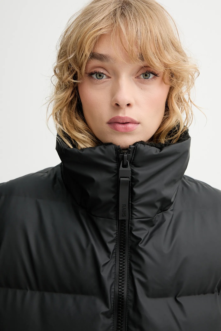 Αμάνικο μπουφάν Rains 17220 Alta Vision Puffer Vest χρώμα: μαύρο, 17220 φωτογραφία