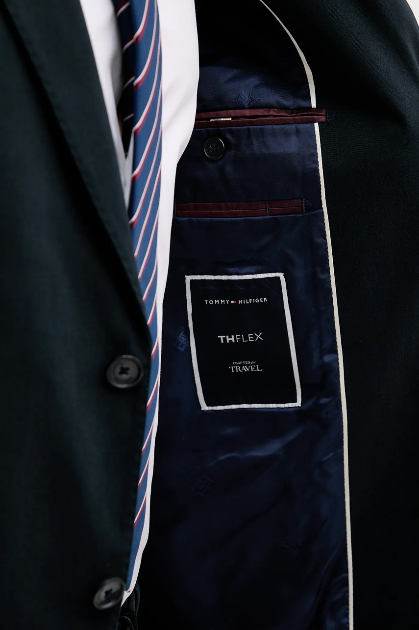 Oblek Tommy Hilfiger