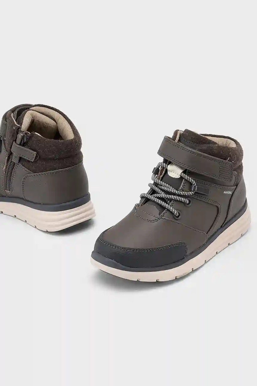 Детские зимние сапоги Mayoral цвет коричневый 44603