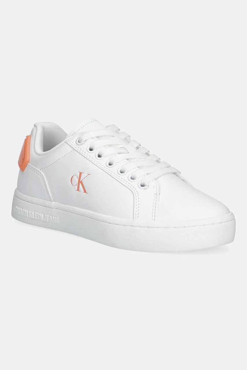 Levně Kožené tenisky Calvin Klein Jeans CLASSIC CUPSOLE RU PATCH LTH WN dámské, bílá barva, YW0YW01845