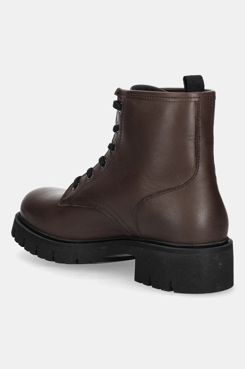 Δερμάτινες μπότες Tommy Jeans TJW LACE UP LEATHER BOOT γυναικείες, χρώμα: καφέ, EN0EN02824 φωτογραφία