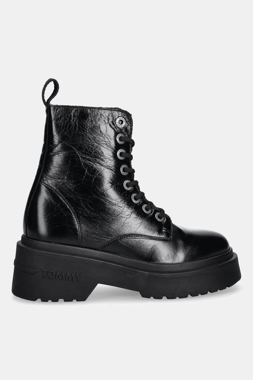 Кожаные полусапоги Tommy Jeans TJW CHUNKY SHINY LEATHER BOOT цвет чёрный на платформе EN0EN02848