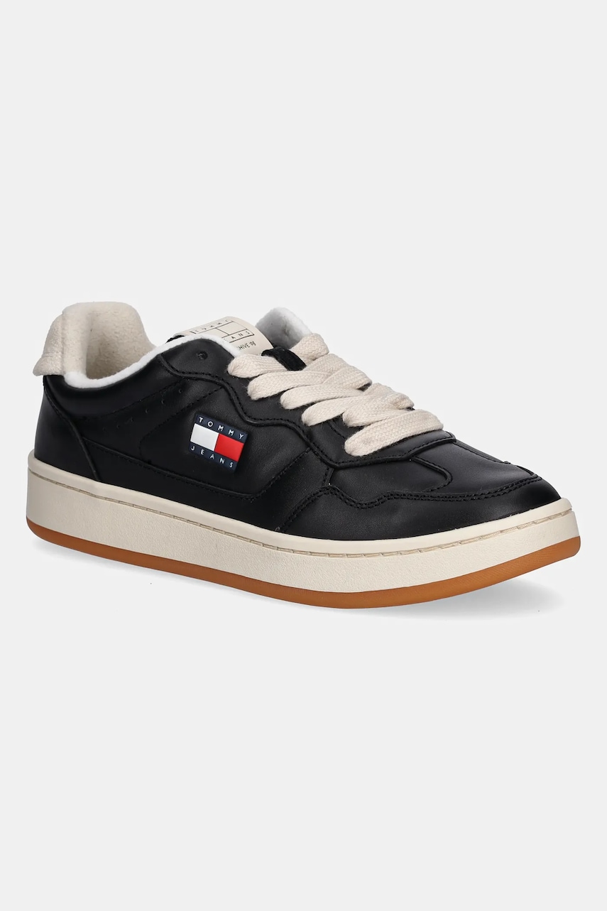 Levně Kožené tenisky Tommy Jeans ARCHIVE 98 WARM dámské, černá barva, EN0EN02855