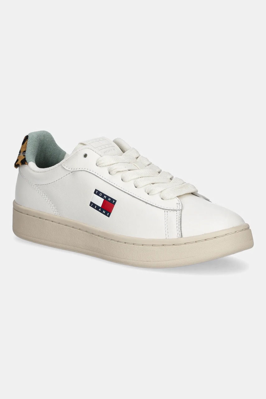 Levně Kožené tenisky Tommy Jeans ARCHIVE 98 LEOPARD dámské, bílá barva, EN0EN02909