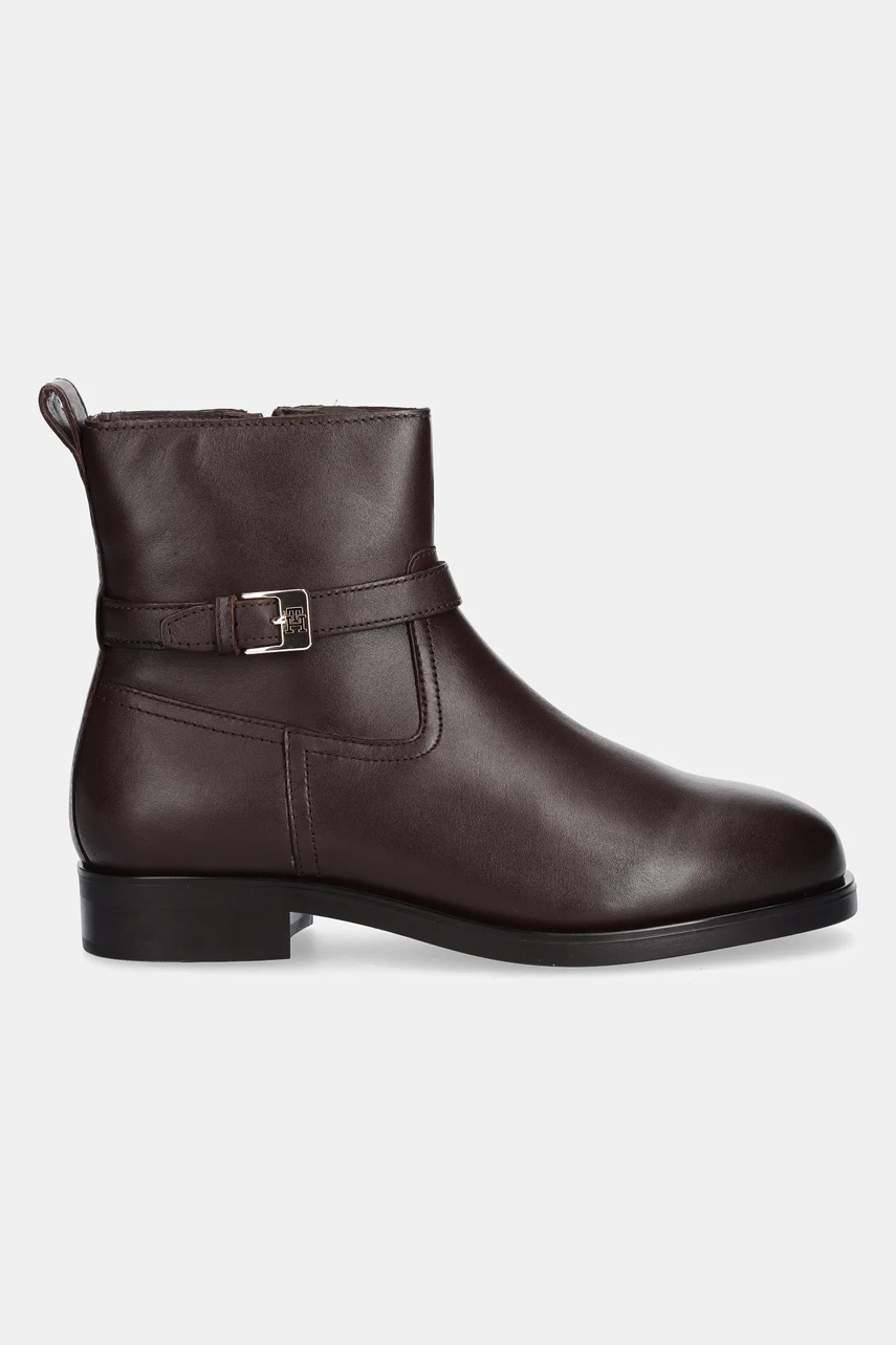 Кожаные полусапожки Tommy Hilfiger TH BUCKLE RIDING LEATHER BOOTIE цвет коричневый на плоском ходу FW0FW08781