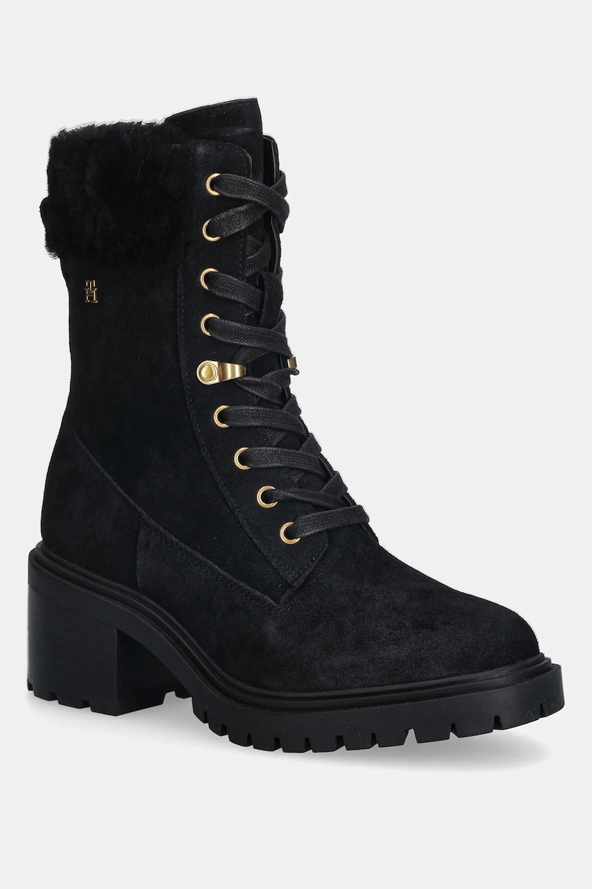 Levně Semišové boty Tommy Hilfiger TH SHEARLING LACE UP BOOT černá barva, na podpatku, lehce zateplené, FW0FW08999