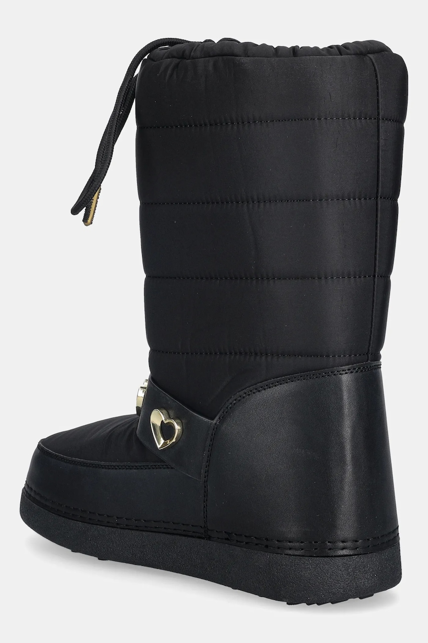 Snehule Love Moschino