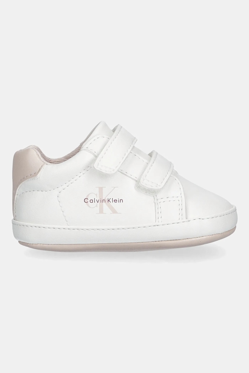 Обувь для новорождённых Calvin Klein Jeans цвет белый V0A9-83080 Обувь для новорождённых Calvin Klein Jeans цвет белый V0A9-83080