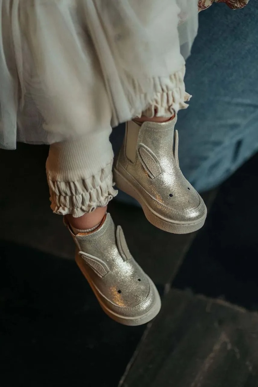 Donsje încălțăminte din piele pentru bebeluși Kheera Boots Bunny culoarea argintiu, 1504401