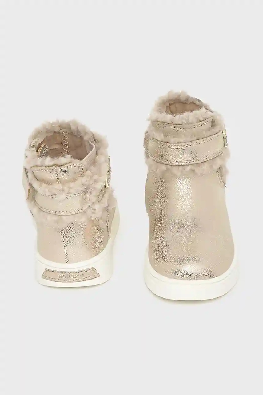 Зимняя обувь Mayoral цвет золотой 42573