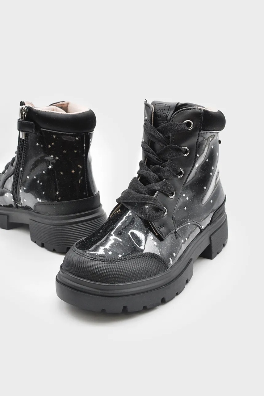 Детские ботинки Mayoral цвет чёрный 44568 в Луцке Детские ботинки Mayoral цвет чёрный 44568 в Луцке