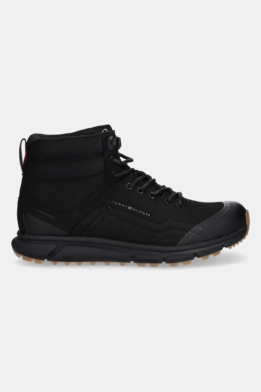 Ботинки Tommy Hilfiger OUTDOOR RUNNER HI WPM цвет чёрный FM0FM05575 Ботинки Tommy Hilfiger OUTDOOR RUNNER HI WPM цвет чёрный FM0FM05575
