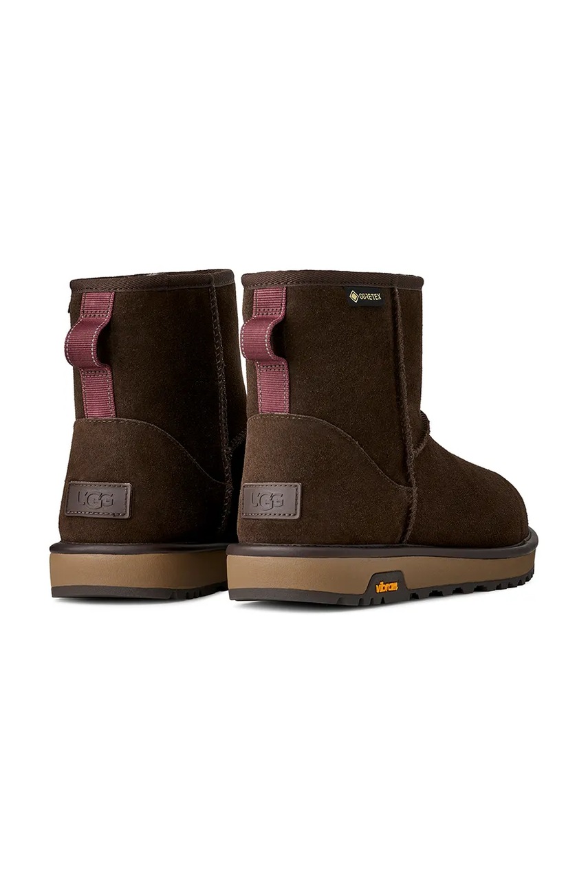Μπότες χιονιού σουέτ UGG Classic Mini GTX χρώμα: καφέ, 1171150.DDC φωτογραφία